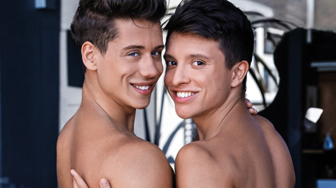 <p>This photosession was by our team and guest photographer Benno Thoma made back when Bob and Tommy were still together as a couple, so we can probably expect a lot of little romantic gestures between the pair of lovers.&nbsp;</p>